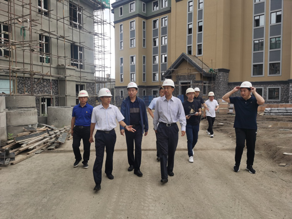 1长白山管委会辅导视察388vip太阳集团·江山府项目_副本.png