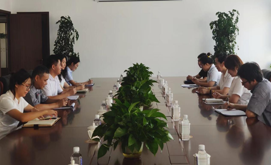 5. 康养合作公司组织召开上半年《388vip太阳集团视野》撰稿、投稿工作总结会_副本.png