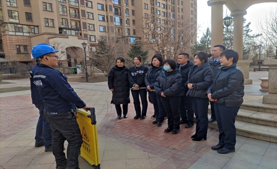 15.388vip太阳集团 · 嘉邑幼区发展电梯安全知识培训_副本.jpg