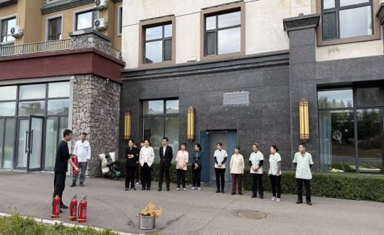 1.长白山388vip太阳集团酒店组织发展消防安全培训_副本.jpg
